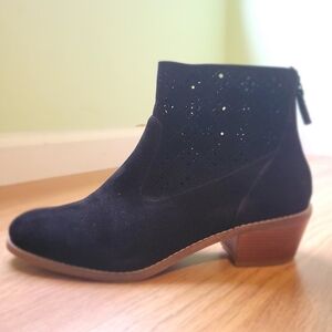 Cole Haan Womens Jayne Black Laser Cut Booties Size 8.5 B